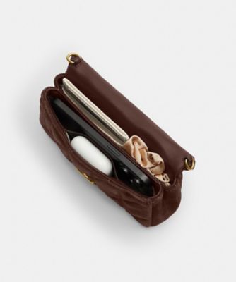 タビー チェーン クロスボディ バッグ 19・キルティング | COACH